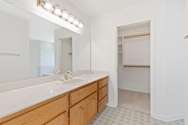 3729 Springcreek Dr, Modesto, CA 95355