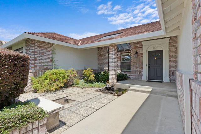 3729 Springcreek Dr, Modesto, CA 95355