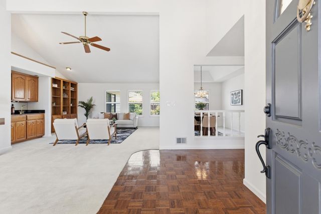 3729 Springcreek Dr, Modesto, CA 95355