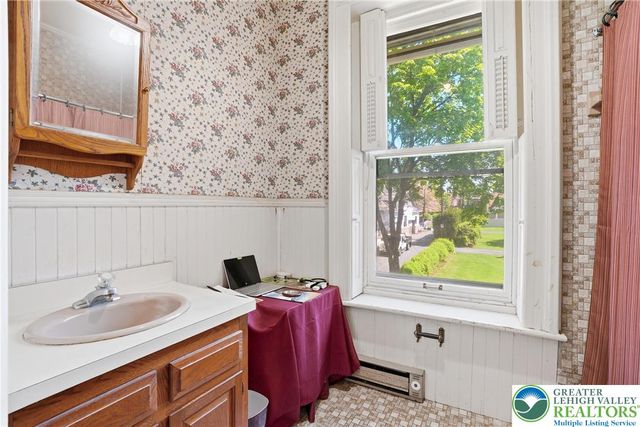 533 4th Street, Catasauqua Boro, PA 18032