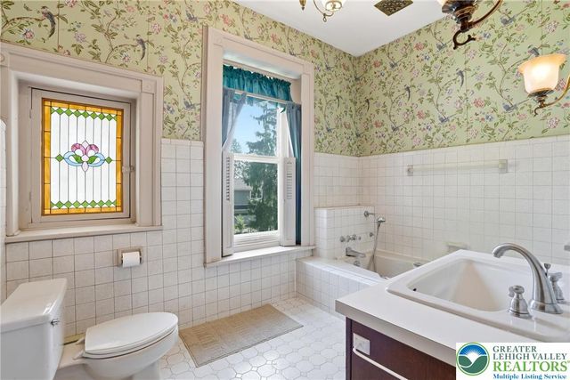 533 4th Street, Catasauqua Boro, PA 18032