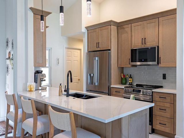8901 Cascades Isle BLVD, Estero, FL 33928