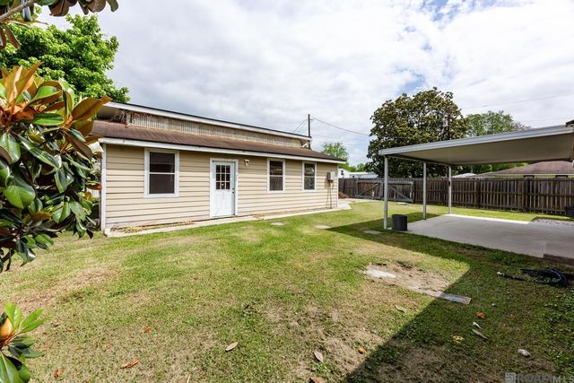 5302 Eudora Dr, Addis, LA 70710