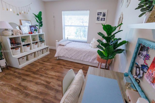 280 Landings Blvd 280, Weston, FL 33327