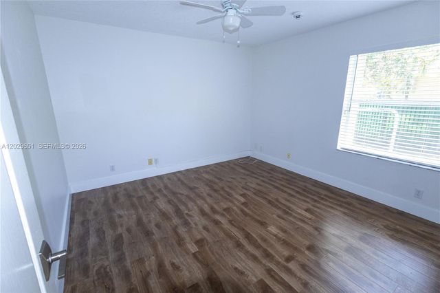 280 Landings Blvd 280, Weston, FL 33327