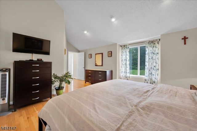 1706 Park Pl, Springfield Twp., NJ 07081