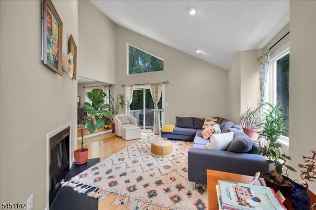 1706 Park Pl, Springfield Twp., NJ 07081