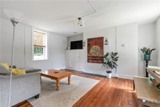 2608 E Marshall St, Richmond, VA 23223