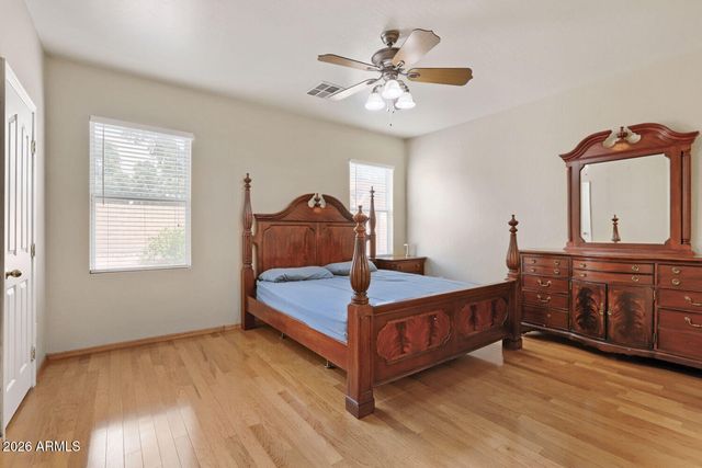 7270 W GARDENIA Avenue, Glendale, AZ 85303