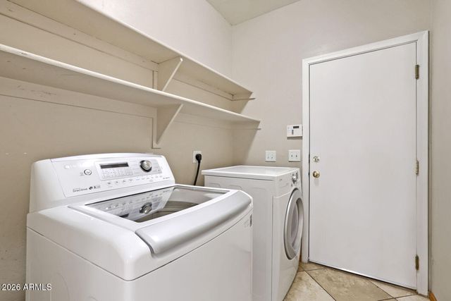 7270 W GARDENIA Avenue, Glendale, AZ 85303