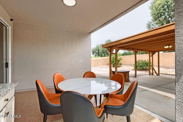 7270 W GARDENIA Avenue, Glendale, AZ 85303