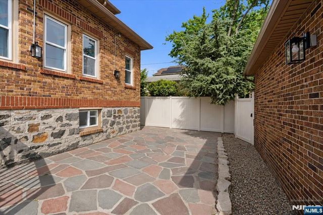 540 Highridge Avenue, Cliffside Park, NJ 07010