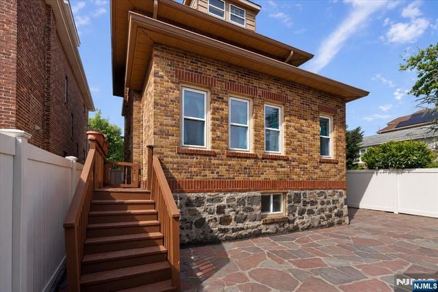 540 Highridge Avenue, Cliffside Park, NJ 07010