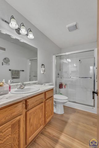 4312 SE Chisolm RD, Topeka, KS 66609