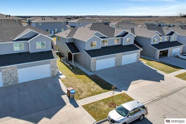 5039 W Stampede Lane, Lincoln, NE 68528