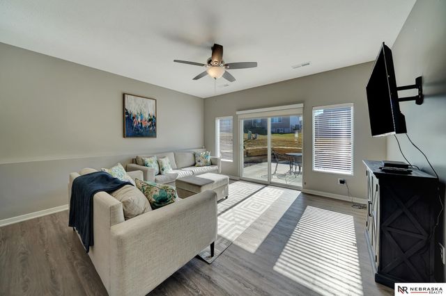 5039 W Stampede Lane, Lincoln, NE 68528