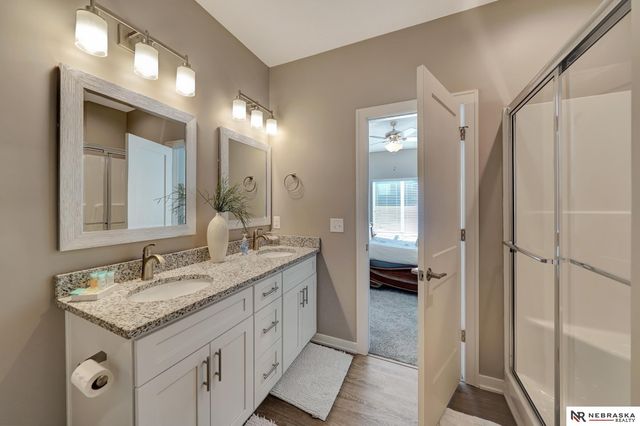 5039 W Stampede Lane, Lincoln, NE 68528