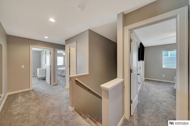5039 W Stampede Lane, Lincoln, NE 68528