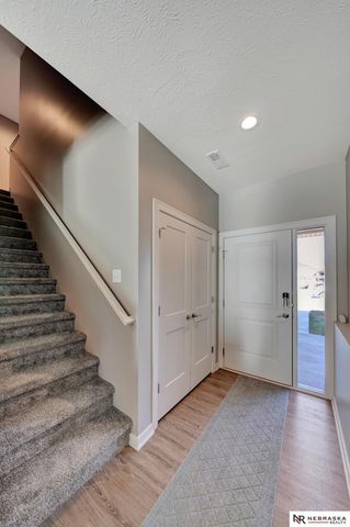 5039 W Stampede Lane, Lincoln, NE 68528