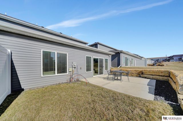 5039 W Stampede Lane, Lincoln, NE 68528