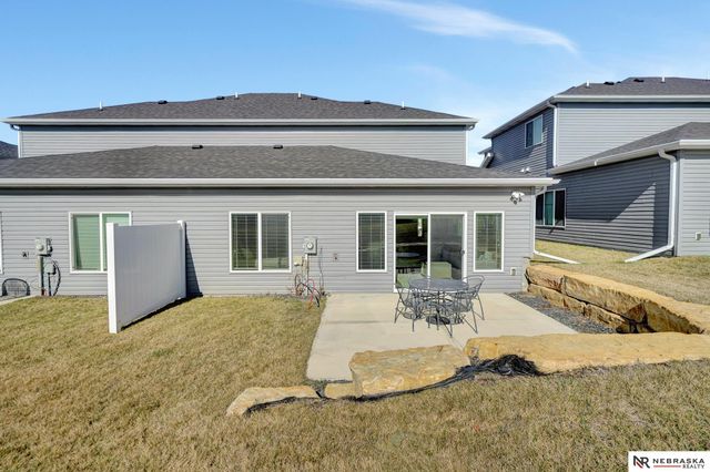 5039 W Stampede Lane, Lincoln, NE 68528