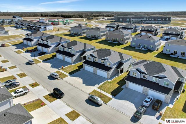 5039 W Stampede Lane, Lincoln, NE 68528