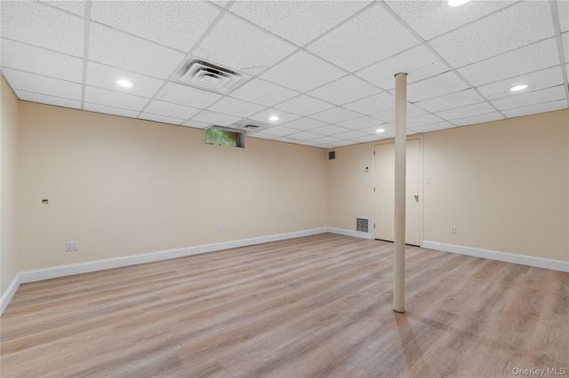 1180 E. Broadway 1, Hewlett, NY 11557