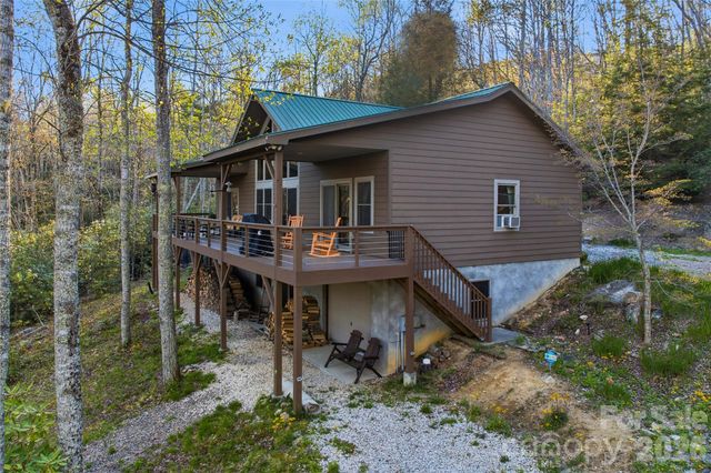 163 Bear Track Lane, Vilas, NC 28692