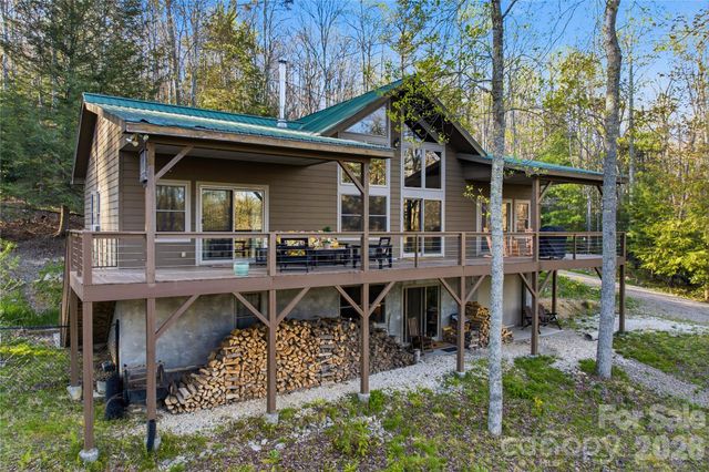163 Bear Track Lane, Vilas, NC 28692