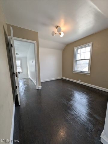 5550 Grasmere Avenue, Maple Heights, OH 44137