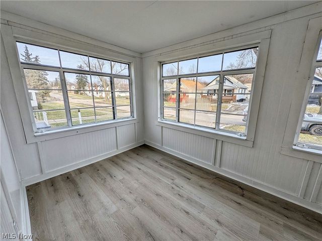 5550 Grasmere Avenue, Maple Heights, OH 44137