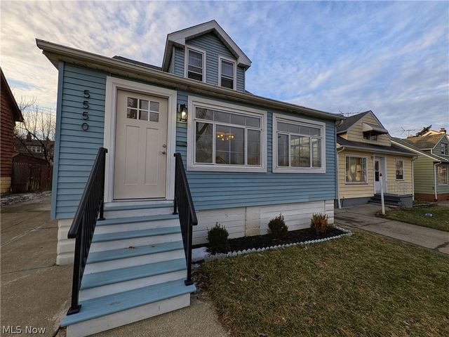 5550 Grasmere Avenue, Maple Heights, OH 44137