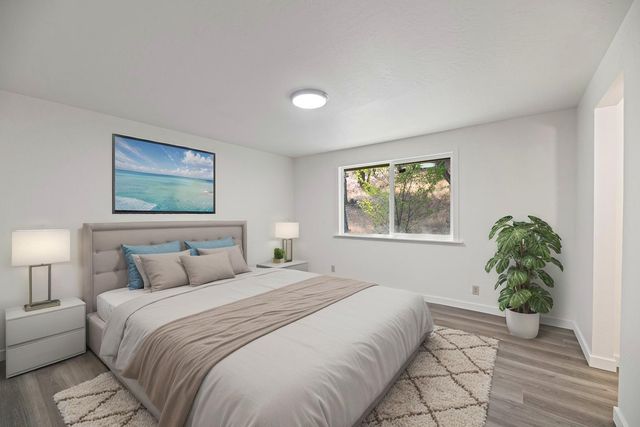 1100 Cantrall Road, Jacksonville, OR 97530