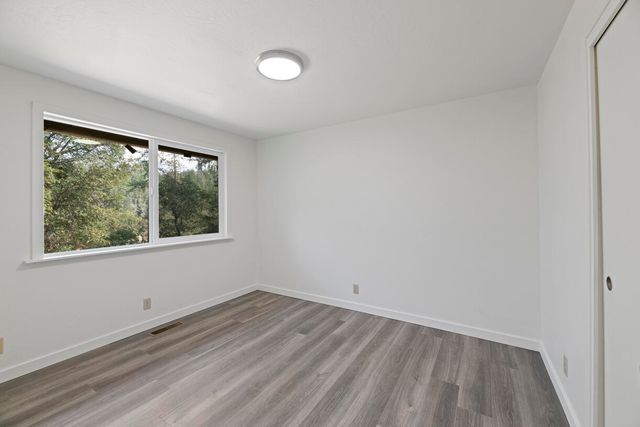 1100 Cantrall Road, Jacksonville, OR 97530