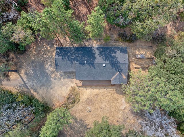 1100 Cantrall Road, Jacksonville, OR 97530