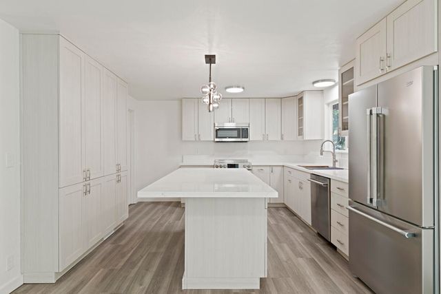 1100 Cantrall Road, Jacksonville, OR 97530