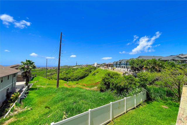 92-1237 Panana Street 35, Kapolei, HI 96707