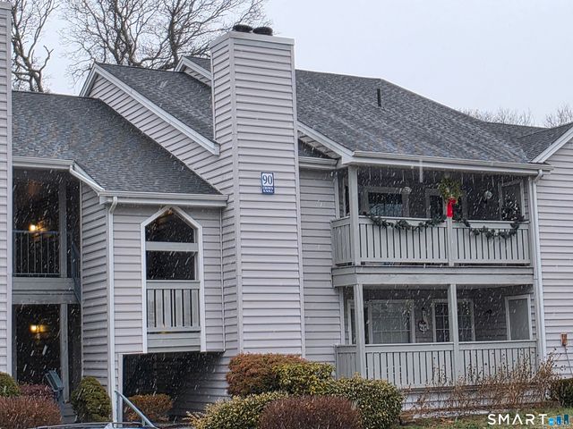 90 Crown Knoll Court APT 144, Groton, CT 06340