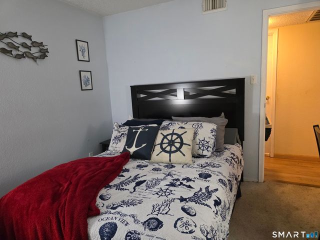 90 Crown Knoll Court APT 144, Groton, CT 06340