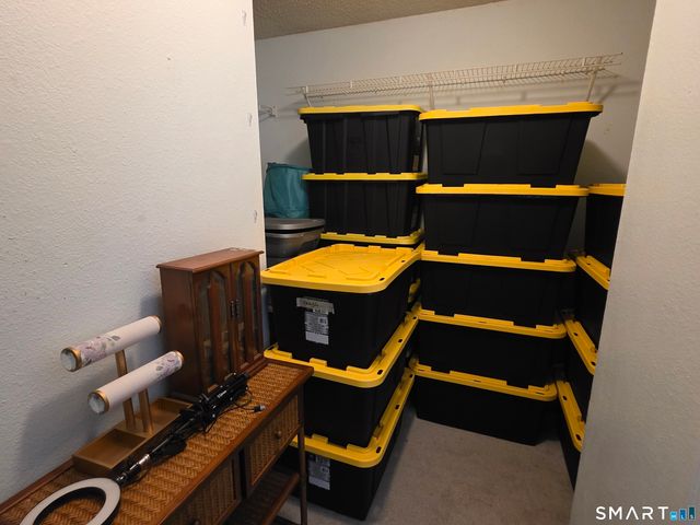 90 Crown Knoll Court APT 144, Groton, CT 06340