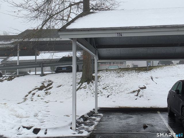 90 Crown Knoll Court APT 144, Groton, CT 06340