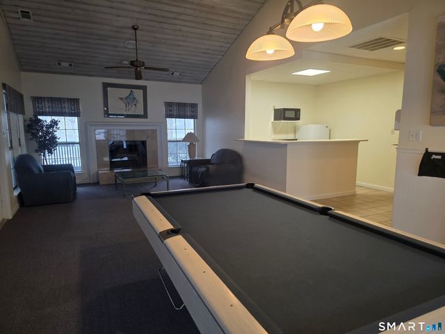 90 Crown Knoll Court APT 144, Groton, CT 06340