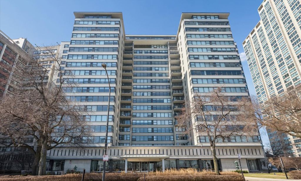 3430 N Lake Shore Drive 16L, Chicago, IL 60657