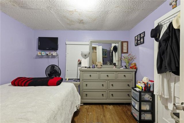 1914 W Barcelona Avenue, Harlingen, TX 78550