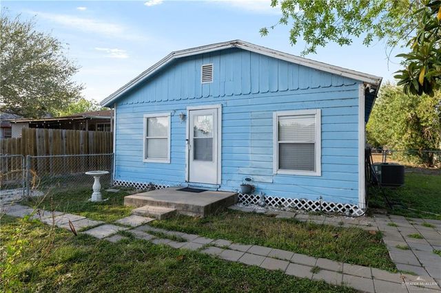 1914 W Barcelona Avenue, Harlingen, TX 78550
