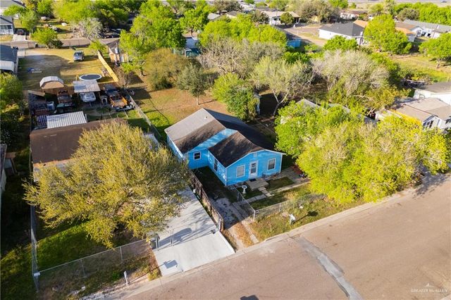 1914 W Barcelona Avenue, Harlingen, TX 78550