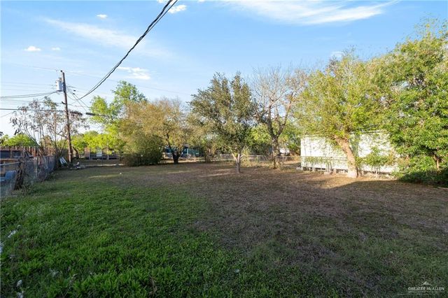 1914 W Barcelona Avenue, Harlingen, TX 78550