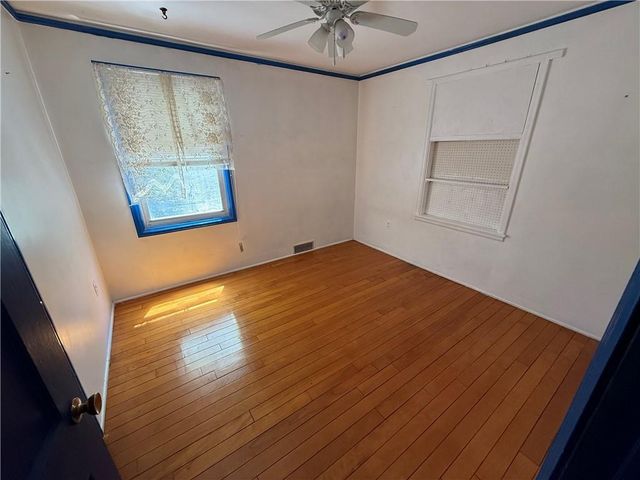6701 W 77th Terrace, Overland Park, KS 66204