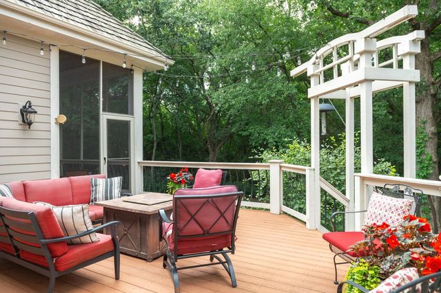 1600 E Juniper WAY, Hartland, WI 53029