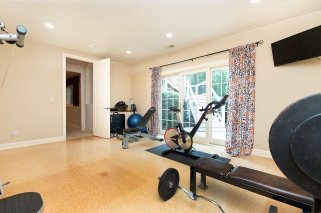 1600 E Juniper WAY, Hartland, WI 53029